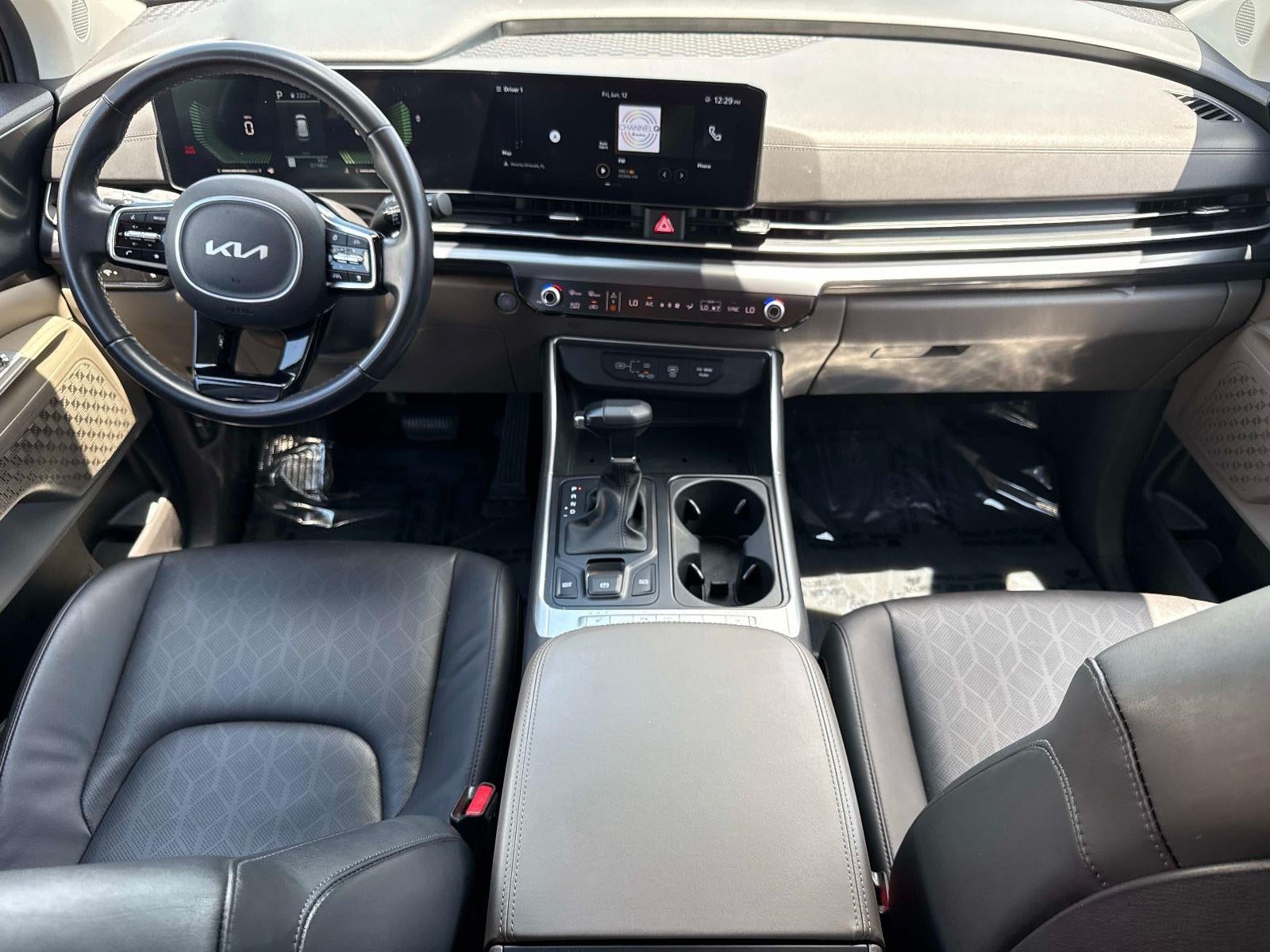 2025 Kia Carnival LXS