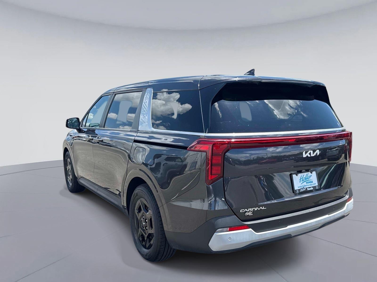 2025 Kia Carnival LXS