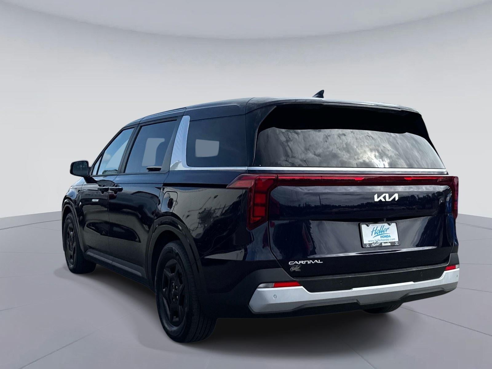 2025 Kia Carnival LXS