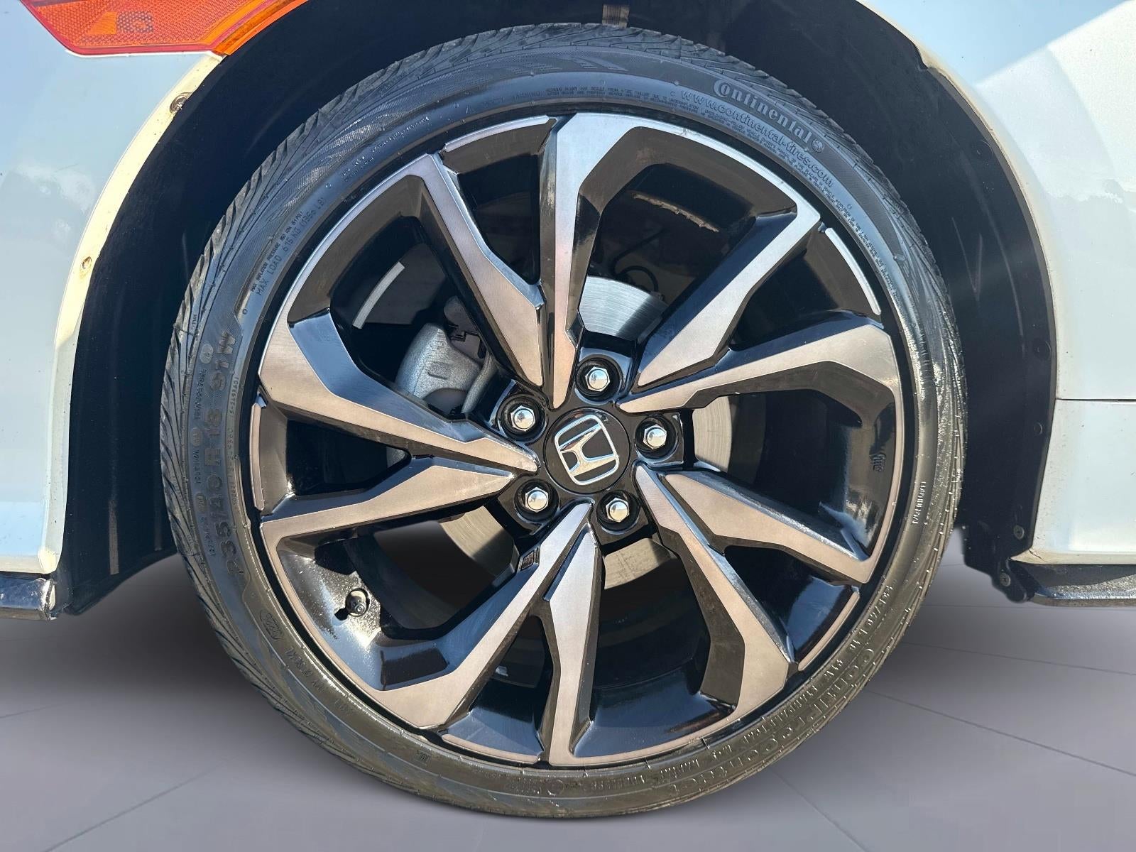 2018 Honda CIVIC Sport