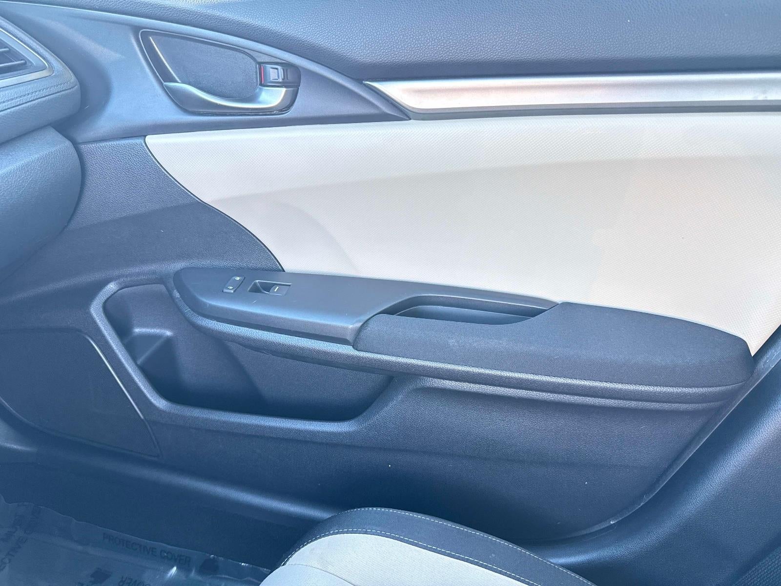 2018 Honda CIVIC Sport