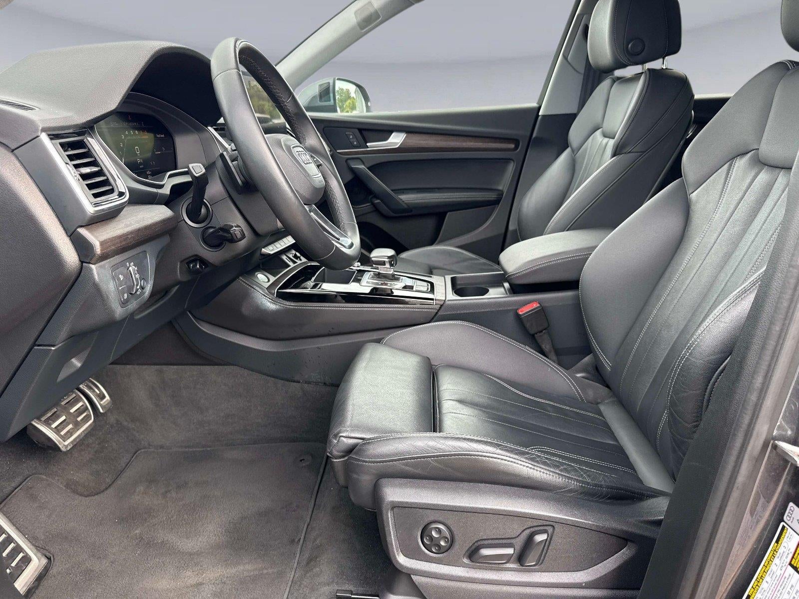 2024 Audi Q5 S line Premium Plus