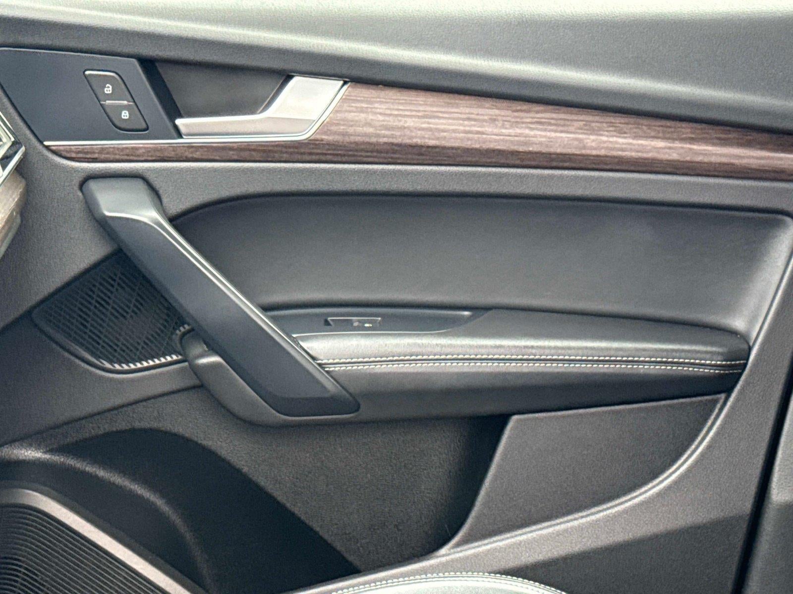 2024 Audi Q5 S line Premium Plus