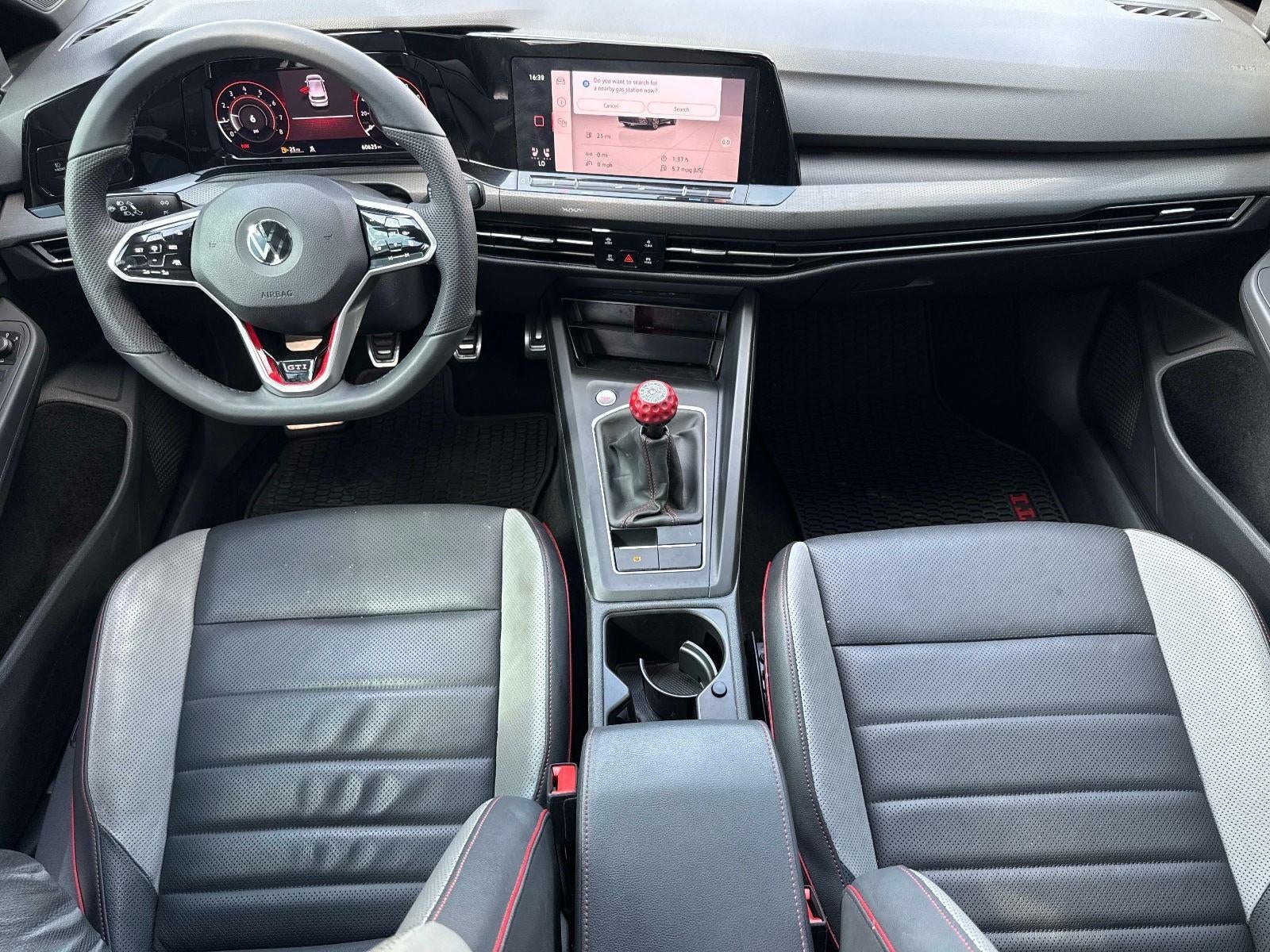 2022 Volkswagen Golf GTI SE