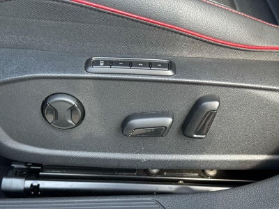 2022 Volkswagen Golf GTI SE