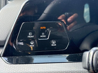 2022 Volkswagen Golf GTI SE