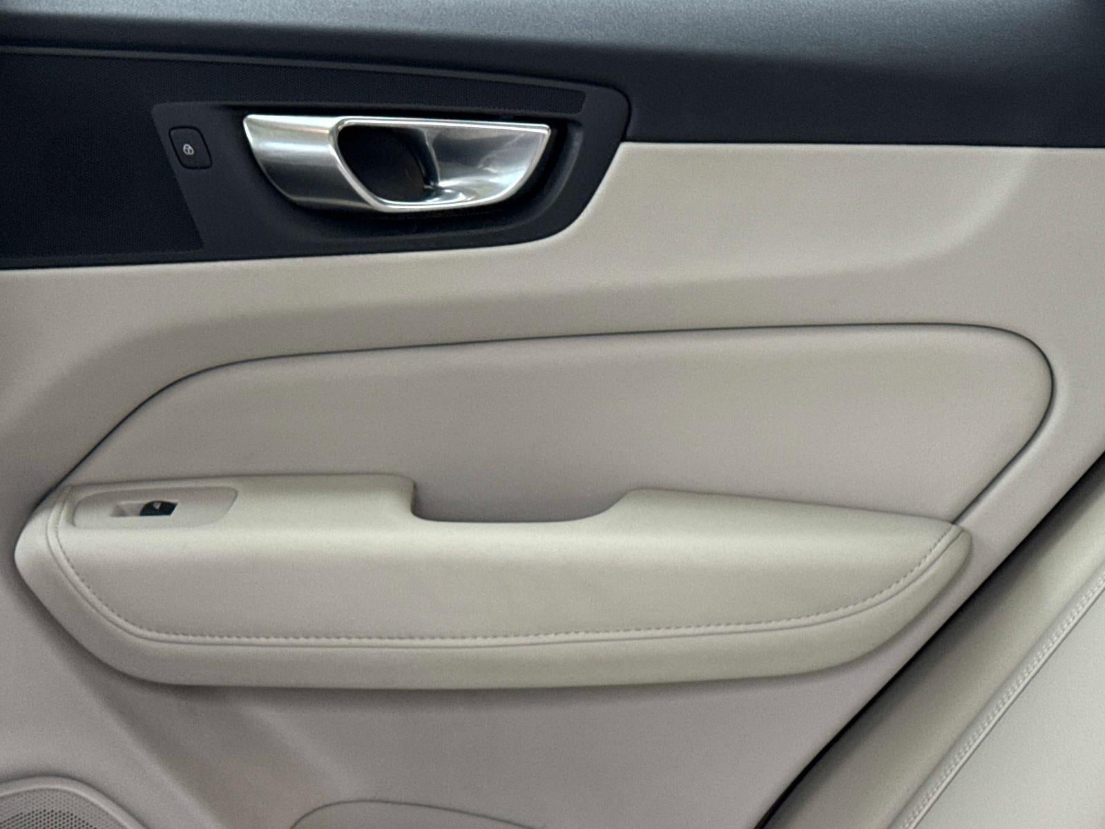 2021 Volvo XC60 Inscription