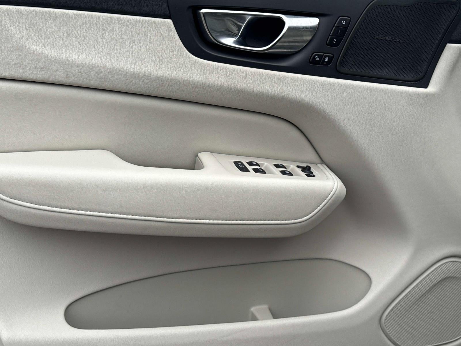 2021 Volvo XC60 Inscription