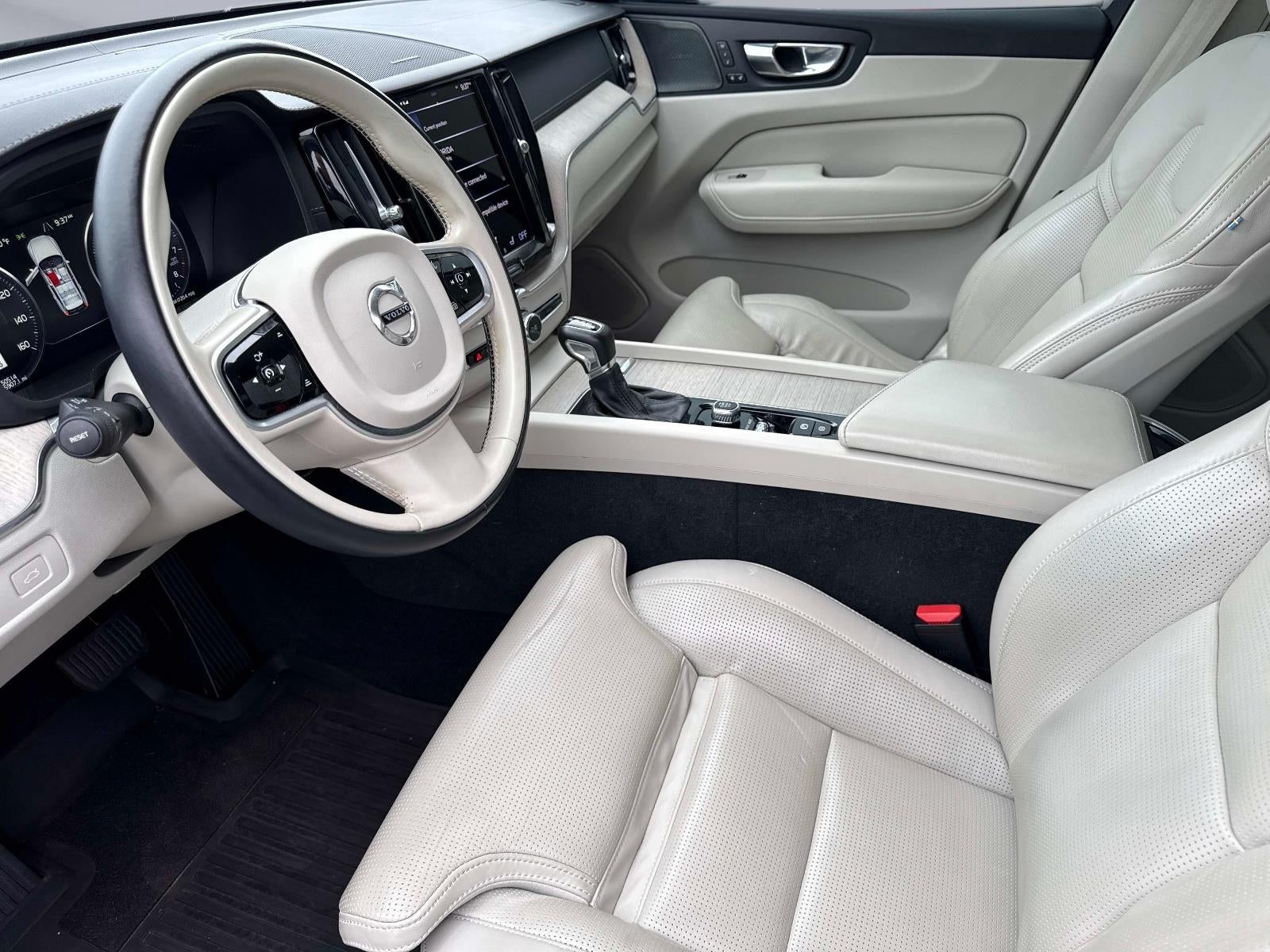 2021 Volvo XC60 Inscription