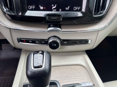 2021 Volvo XC60 Inscription