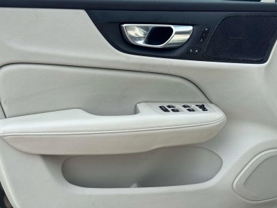 2025 Volvo V60 CROSS COUNT Plus