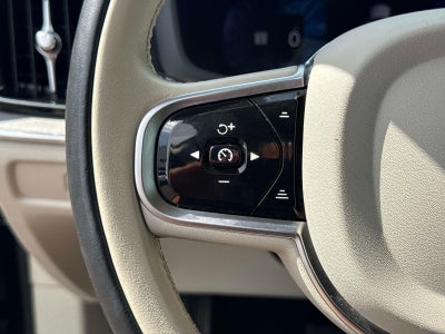 2025 Volvo V60 CROSS COUNT Plus
