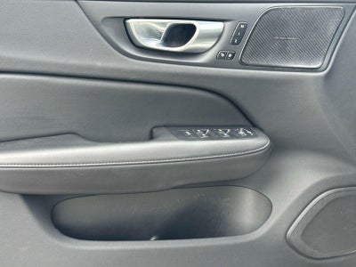 2025 Volvo V60 Cross Country Plus