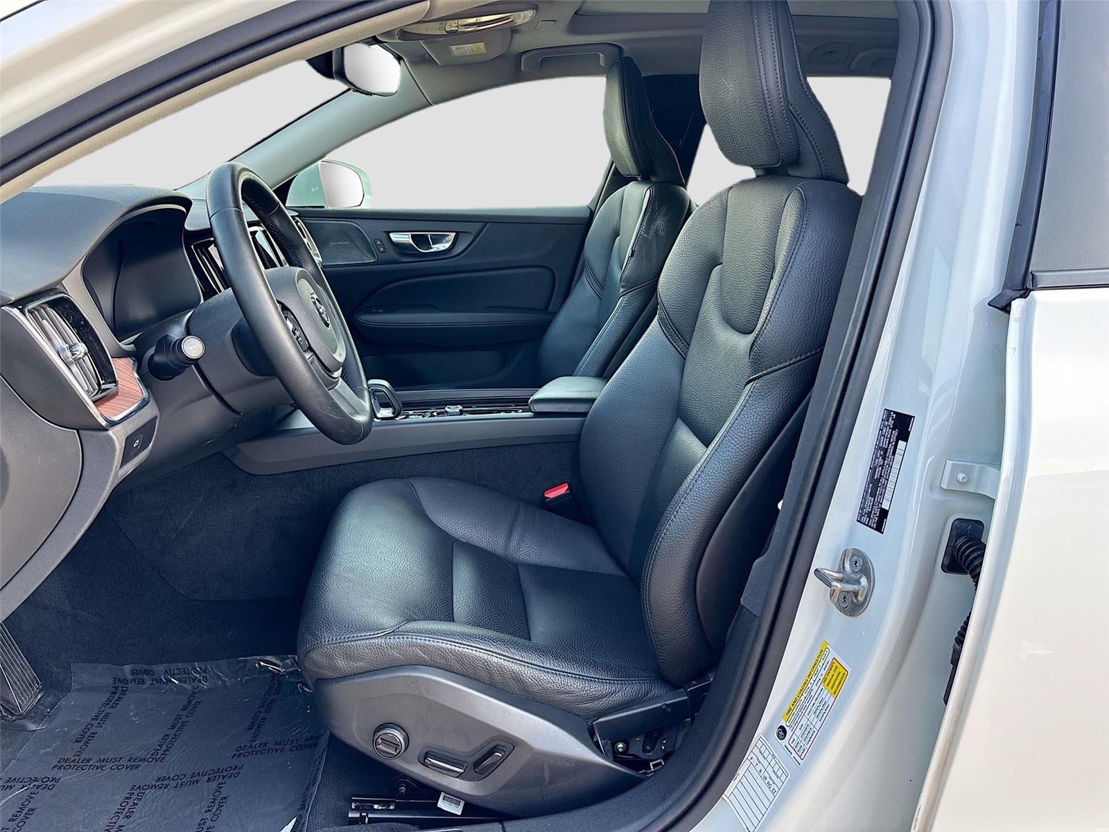 2025 Volvo V60 Cross Country Plus