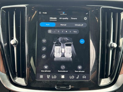 2025 Volvo V60 Cross Country Plus