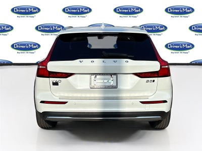 2025 Volvo V60 Cross Country Plus